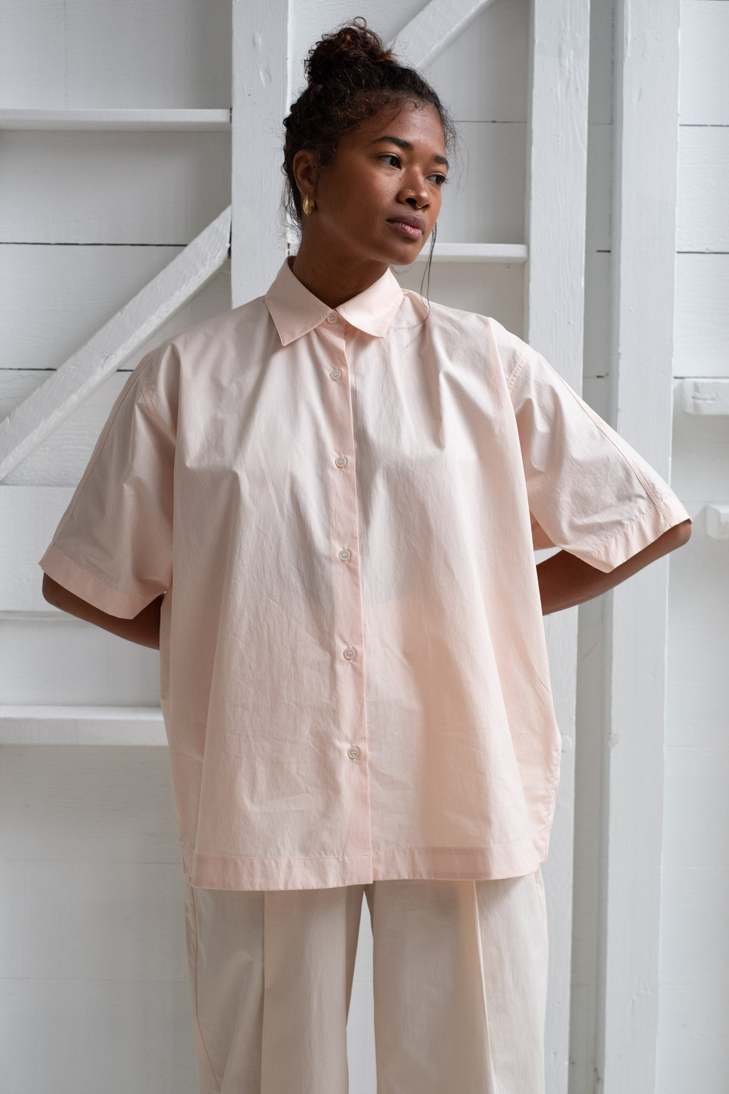 Studio Nicholson | SIRA SHIRT IN SHELL – RELIQUARY