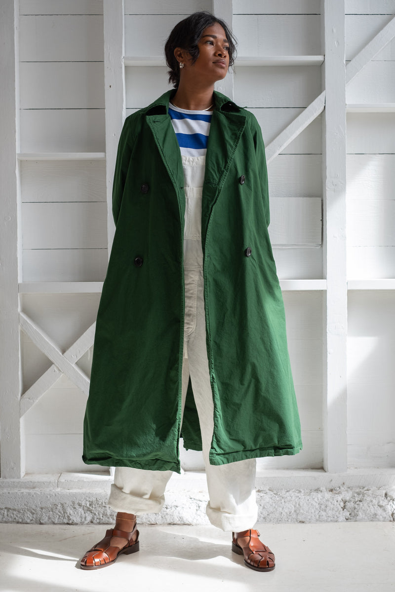 DOUBLE BUTTON COAT IN GREEN