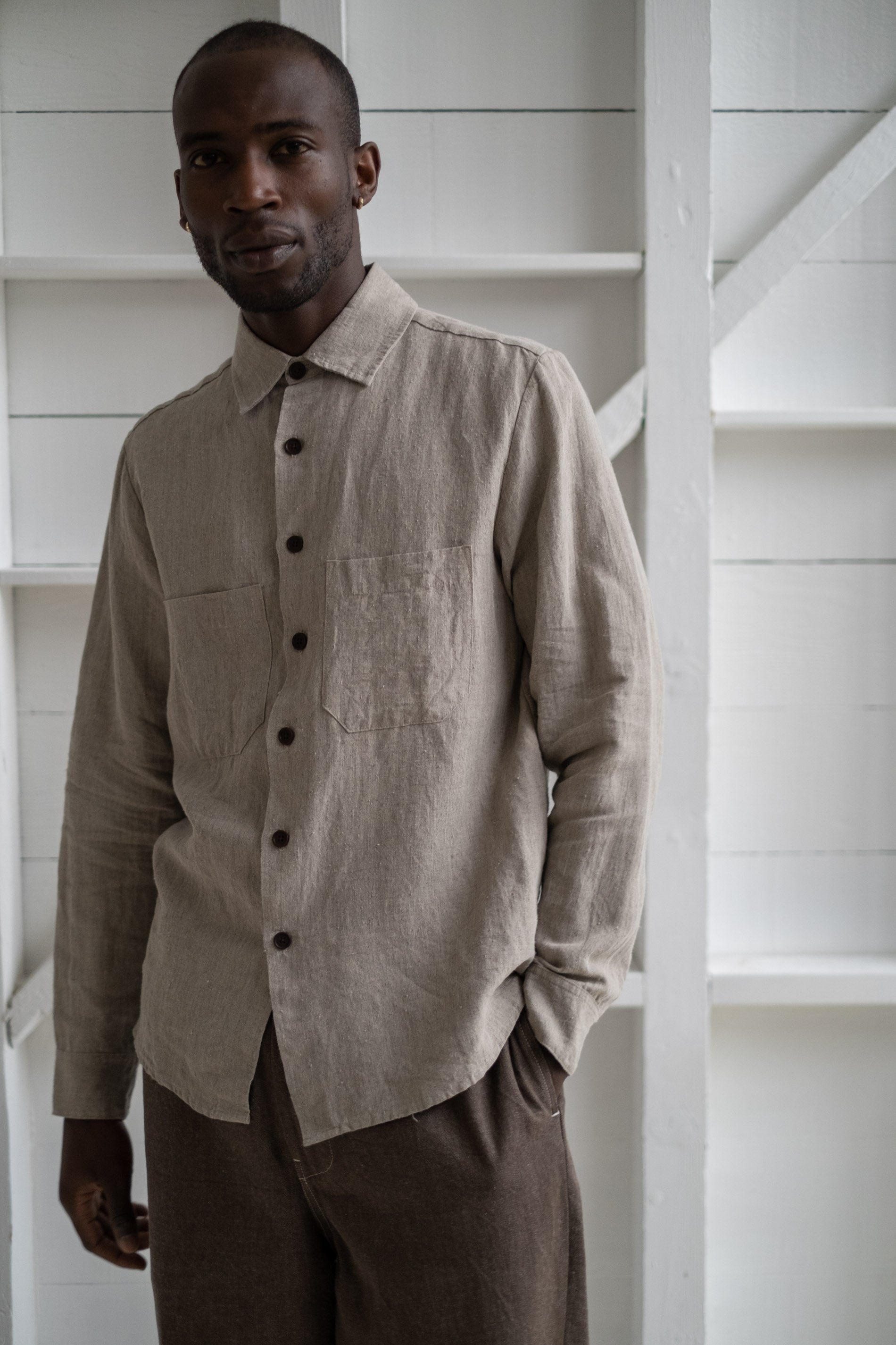 evan kinori | TWO POCKET SHIRT IN NATURAL TUMBLED HEMP – RELIQUARY