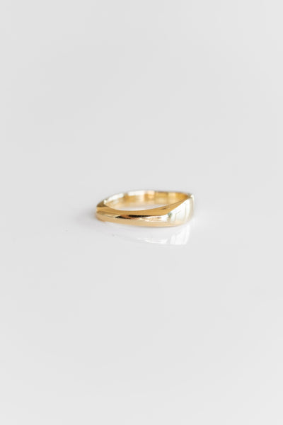 Ursa Major - Narrow Margaux Ring in 10k Yellow Gold with Abalone